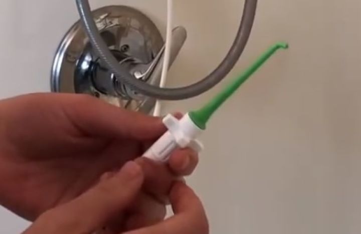 Analyzing how easy to use and safe the dental water floss
