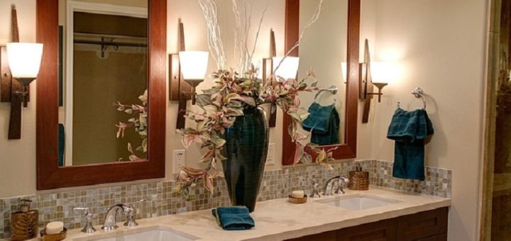 Bathroom Sconce