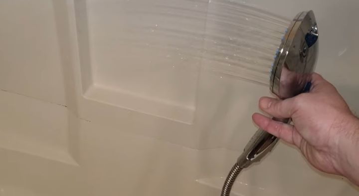Analyzing the benefits of Antimicrobial Shower Head