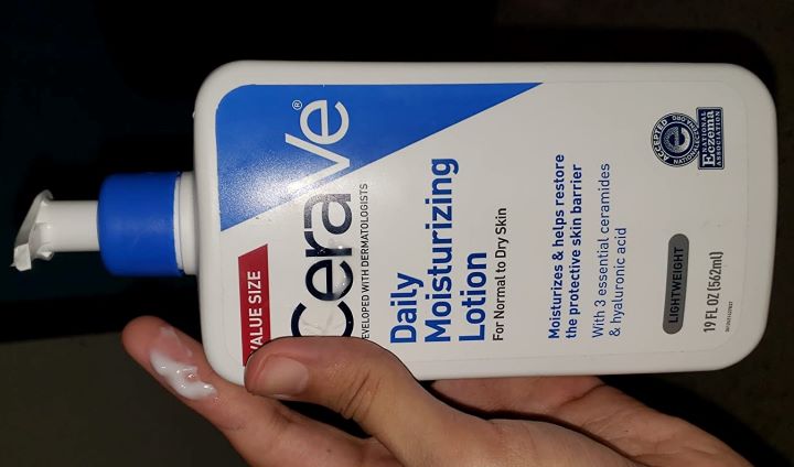 Using the moisturizing after shower lotion for dry skin from CeraVe