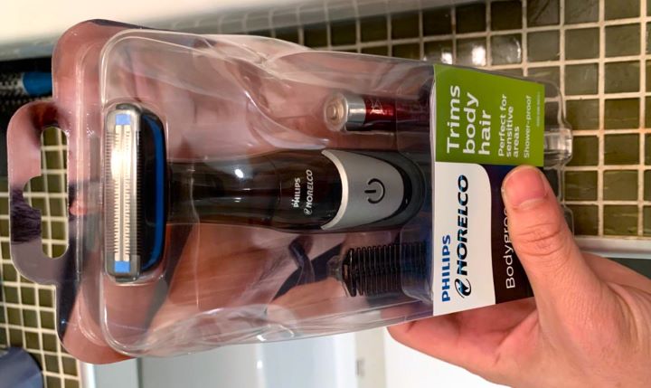 Analyzing Showerproof Body Hair Trimmer and Groomer from Philips Norelco
