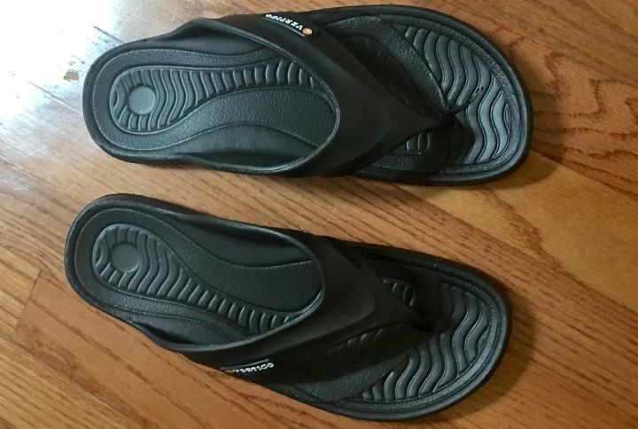 Trying the lightweight shower sandal from Vertico