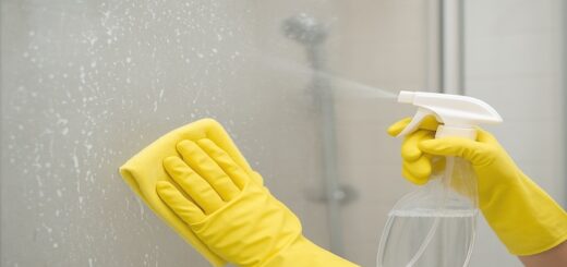 Best Shower Surface Water-Repellent Solutions Featured Image